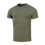 M-Tac Raglan T-Shirt 93/7 i olivengrøn, lavet af 93% bomuld og 7% elastan, med raglanærmer for komfort og bevægelsesfrihed.