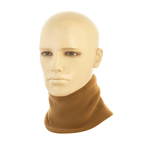 M-Tac Snood Elite Kort Justerbar Fleece på mannequin viser alsidighed og justerbar pasform til beskyttelse i koldt vejr.