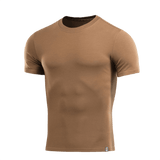 M-Tac T-shirt 93/7, brun T-shirt i 93% bomuld, 7% elastan, designet til komfort og holdbarhed, alsidig for hverdags- og aktiv brug.