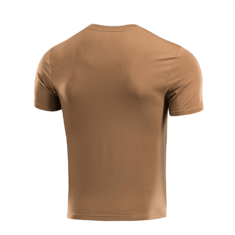 M-Tac T-shirt 93/7 i brun, bagsiden, lavet af 93% bomuld og 7% elastan, holdbar og formstabil, perfekt til daglig brug og aktiviteter.
