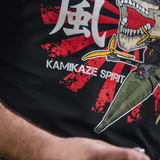 M-Tac T-Shirt Kamikaze Spirit med stiliseret kranieprint og japansk "Hinomaru" solflag, designet til FPV-operatører.