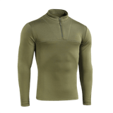 M-Tac Thermal Fleece Trøje Delta Level 2 i olivenfarve på hvid baggrund. Designet til kolde klimaer med YKK-lynlås.