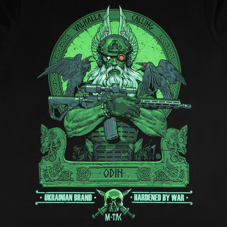 M-Tac T-Shirt Night Vision med Odin i moderne kampudstyr med ravne Hugin og Munin og teksten 'Valhalla Calling'.