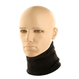 M-Tac Tube Scarf Polartec halstørklæde på mannequin, multifunktionelt og varmt til udendørs aktiviteter.