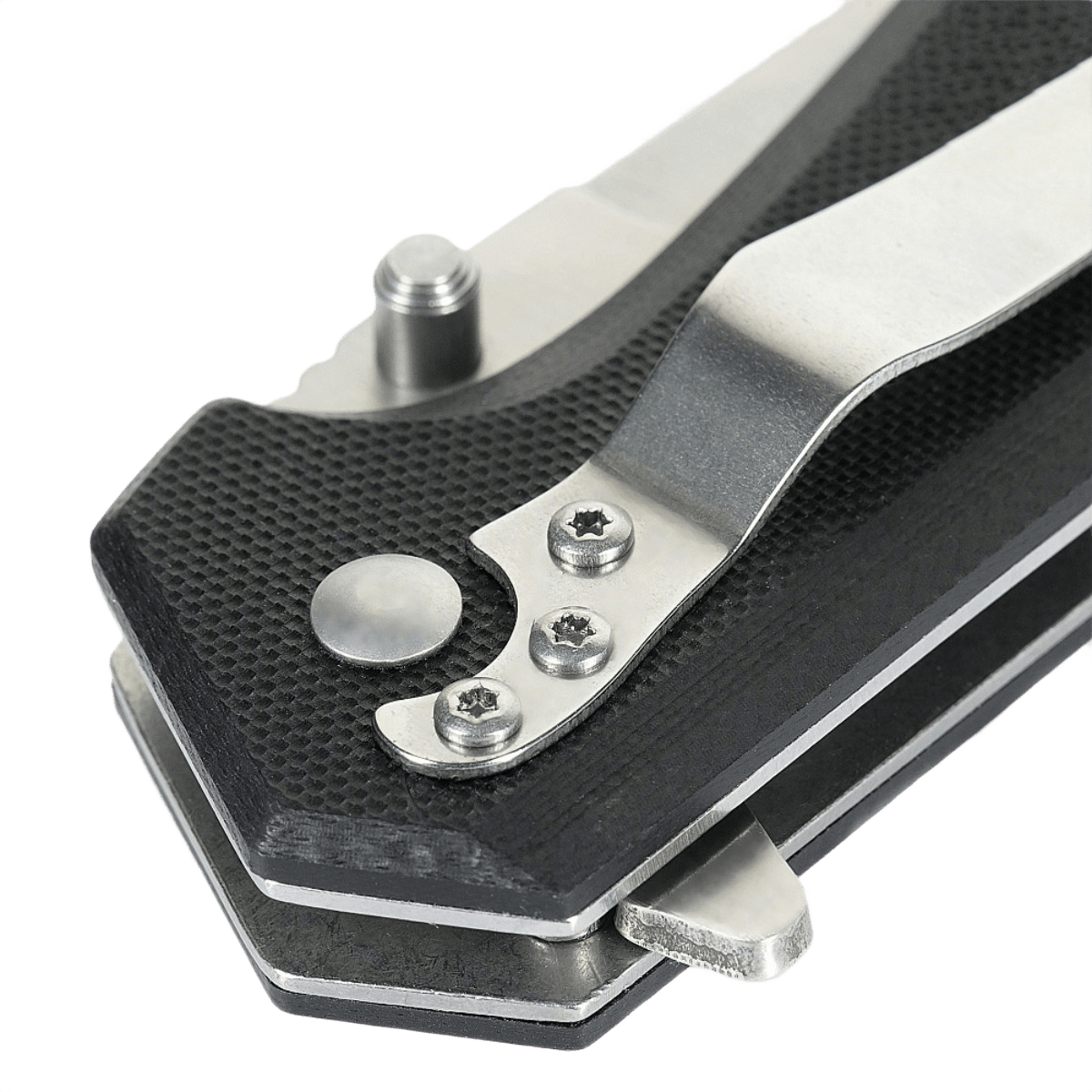 Nærbillede af håndtaget på M-Tac Outdoor & Militær foldekniv - Type 5 med G10-komposit greb og aluminiumskonstruktion.