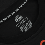 Nærbillede af M-Tac Viburnum T-Shirt Long Sleeve kraveetiket med størrelsesinformation, fremstillet i Ukraine