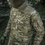 M-Tac Jakke Sturm Gen.II NYCO Extreme i Multicam camouflagemønster til taktisk og udendørs brug.