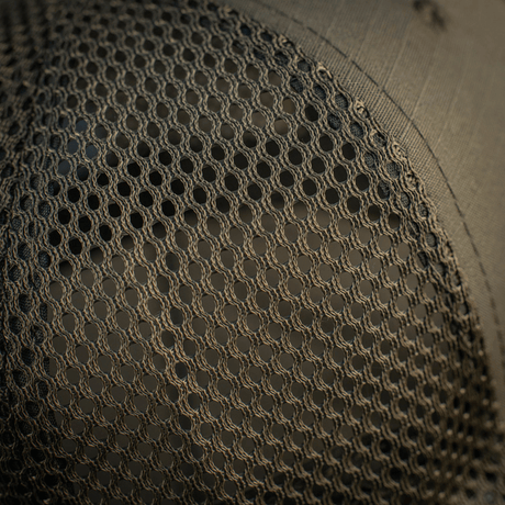 Detalje af M-Tac Mesh Flex Ripstop Baseball Cap med åndbart mesh-panel for optimal ventilation udendørs.