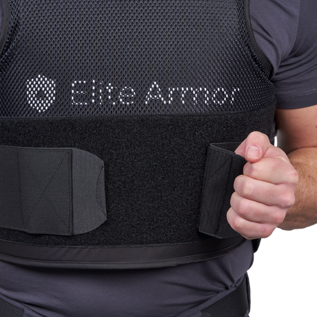 Detalje af Elite Armor RX2 vest med velcro lukninger