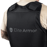 Elite Armor RX2 Stik & Skudsikker Vest – nærbillede af ryggen med logo.